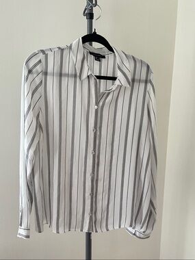 Atmosphere White Shirt with Gray Vertical Stripes